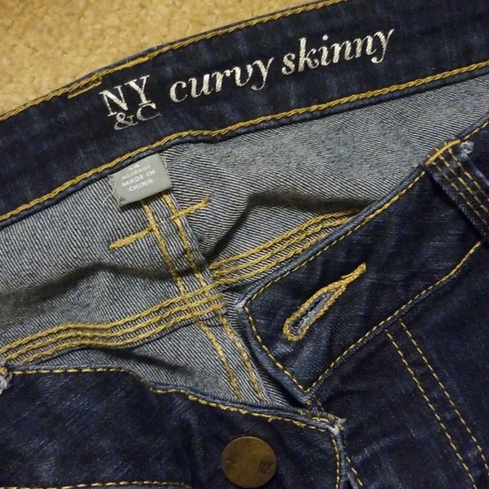 Jeans - Picture 2 of 2
